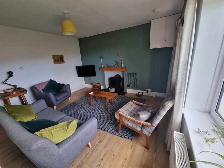Cheerful Two Bedroom Cottage In The Forest Of Dean Lydbrook Exterior foto