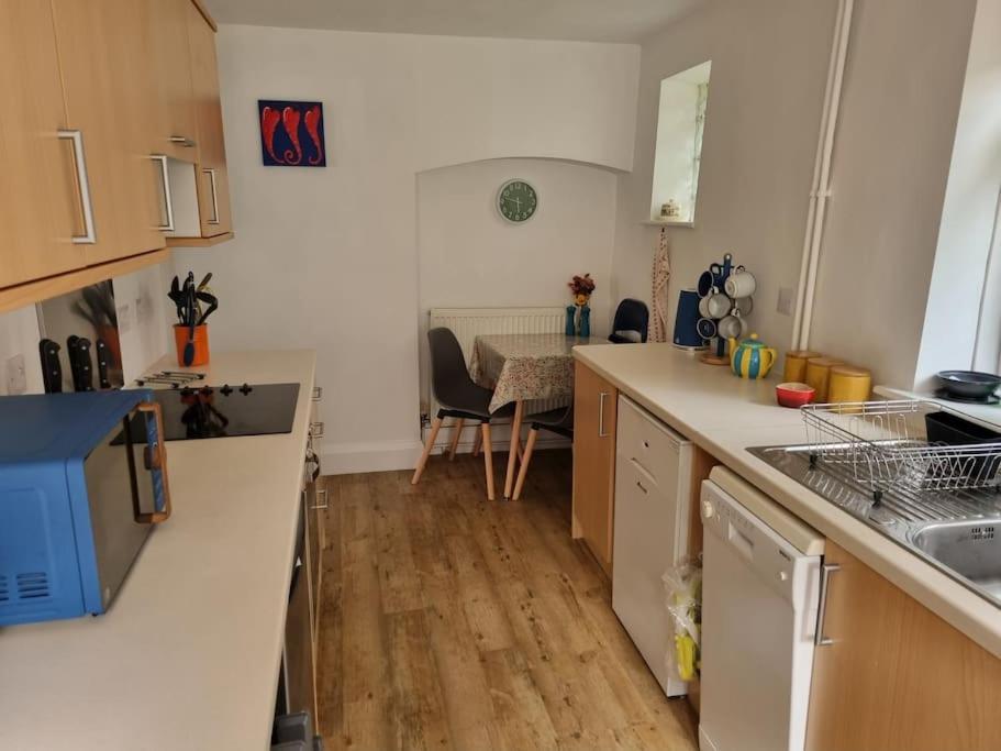 Cheerful Two Bedroom Cottage In The Forest Of Dean Lydbrook Exterior foto