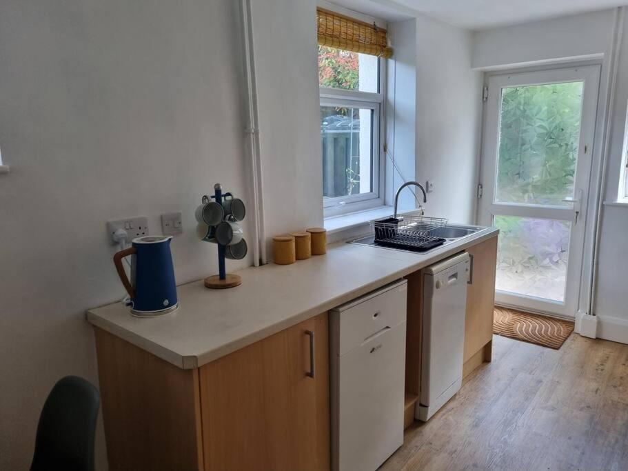 Cheerful Two Bedroom Cottage In The Forest Of Dean Lydbrook Exterior foto